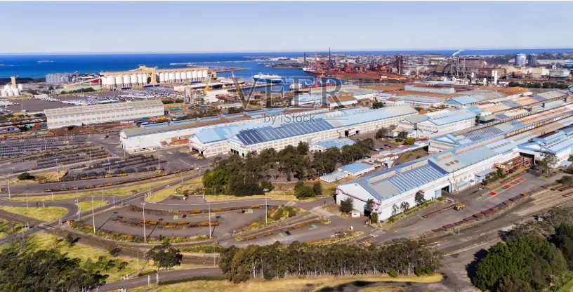 Strikes are continuing at Australia's major ports, with a dispute between unionized workers and the port of Coube continuing